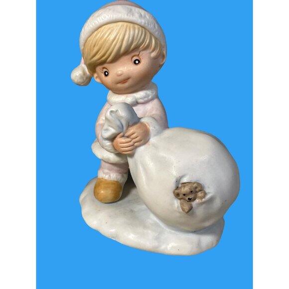 HOMCO #5613  Porcelain Winter Friends Christmas Kids Trio - Picture 2 of 10